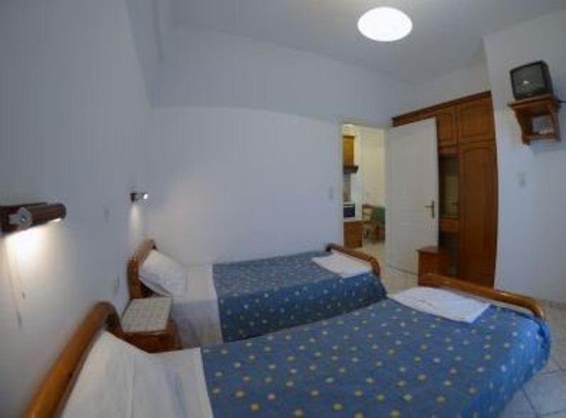 Villa Leonidas Agios Stefanos Avliotes  Екстер'єр фото
